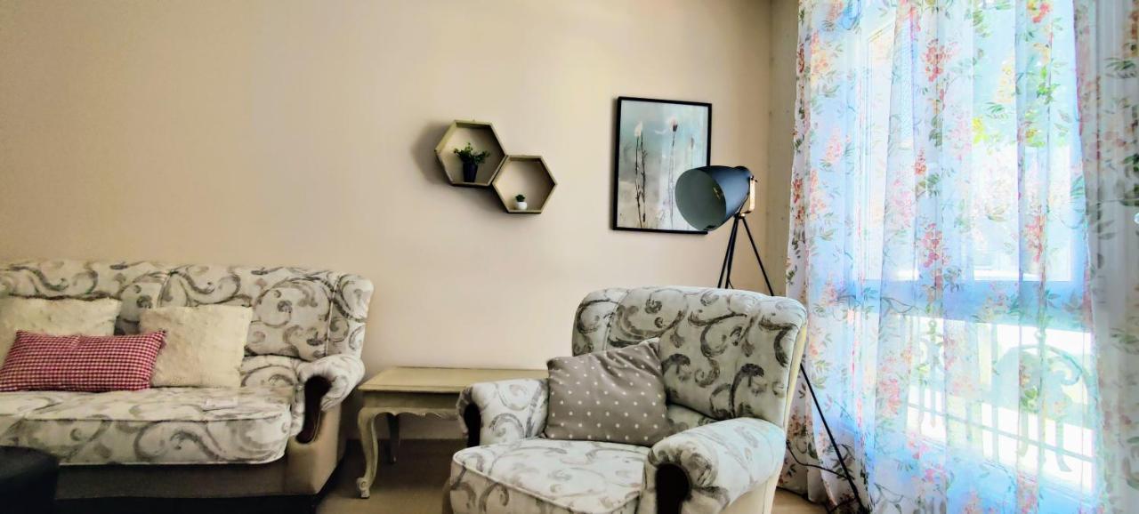 Cs50 Alojamiento 1 Dormitorio Monforte De Lemos Hotel Kültér fotó