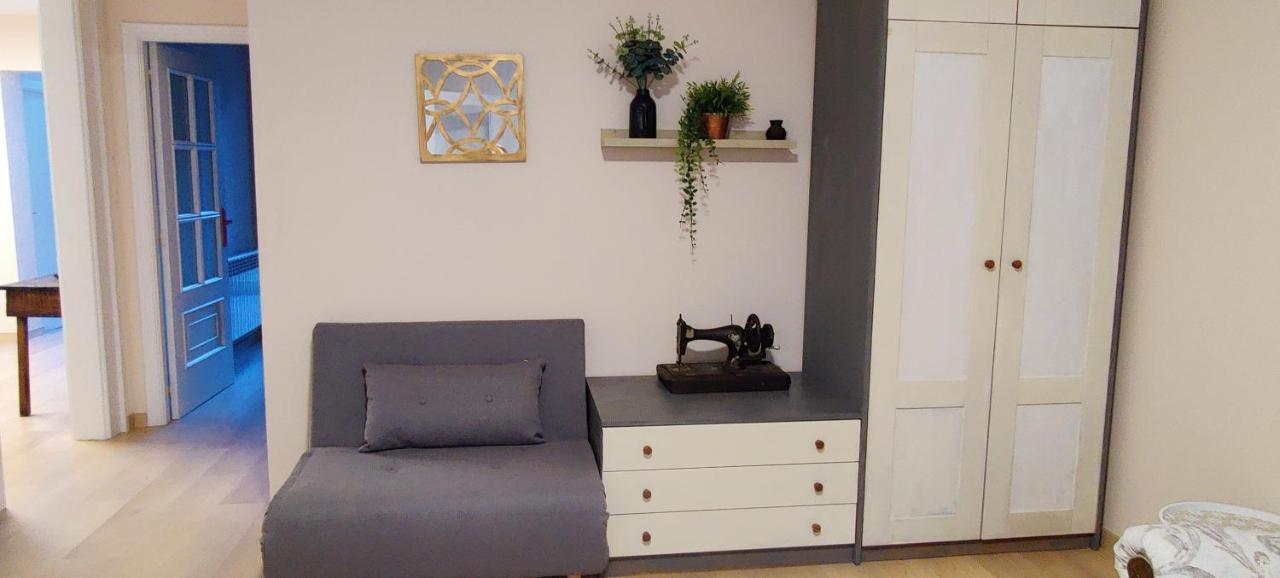Cs50 Alojamiento 1 Dormitorio Monforte De Lemos Hotel Kültér fotó
